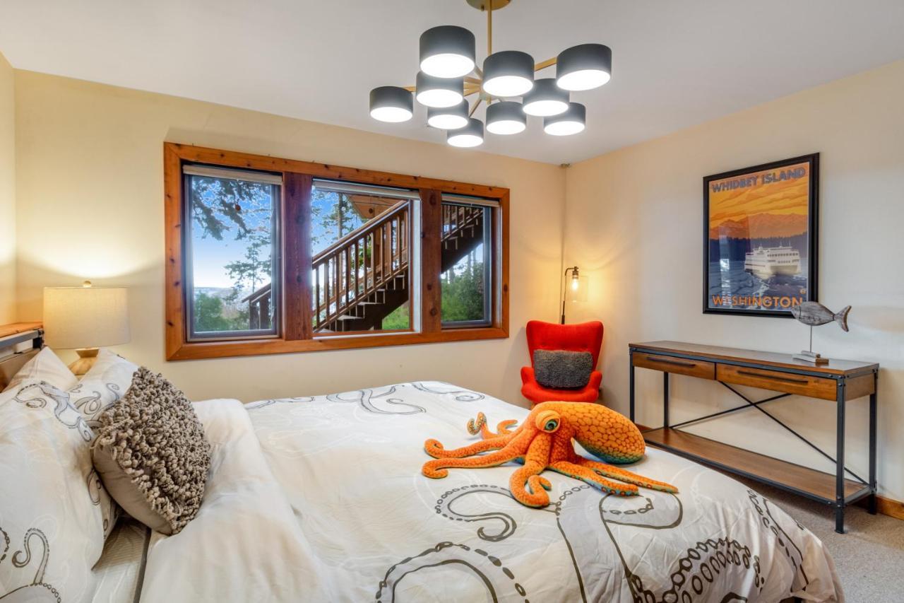 Octopus Den Coupeville Exterior photo